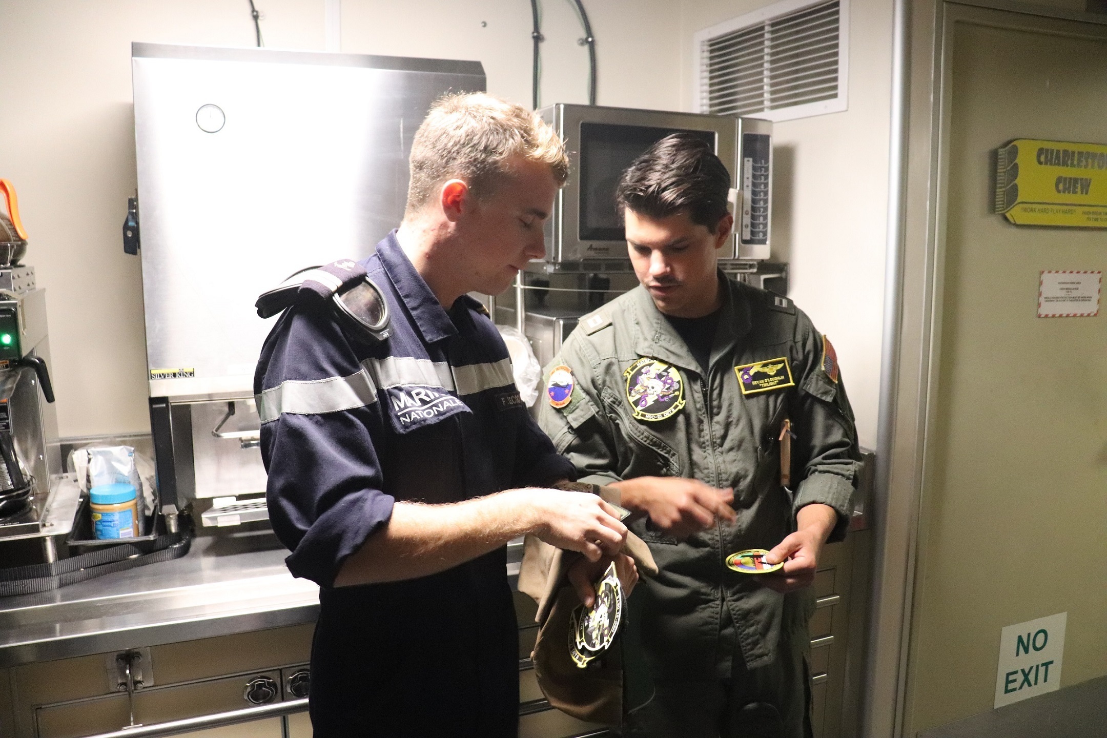 USS Charleston conducts bilateral exercise with French frigate FS Vendémiaire (F 734) USS Charleston conducts bilateral exercise with French frigate FS Vendémiaire (F 734)